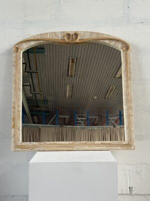 HOLLYWOOD REGENCY ARCHED MIRROR